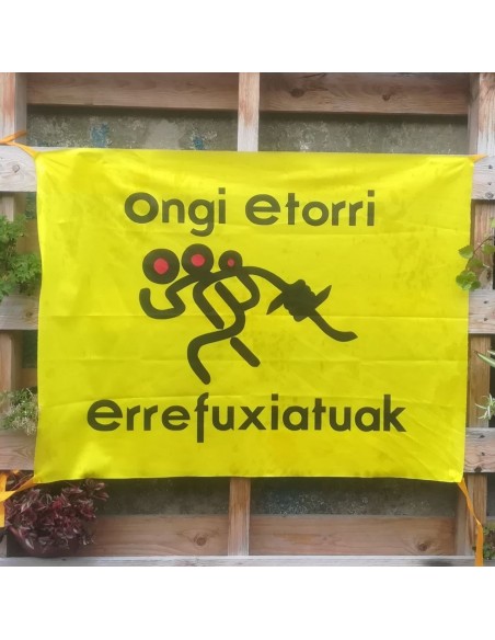 Bandera Ongi Etorri Errefuxiatuak en apoyo a las personas refugiadas